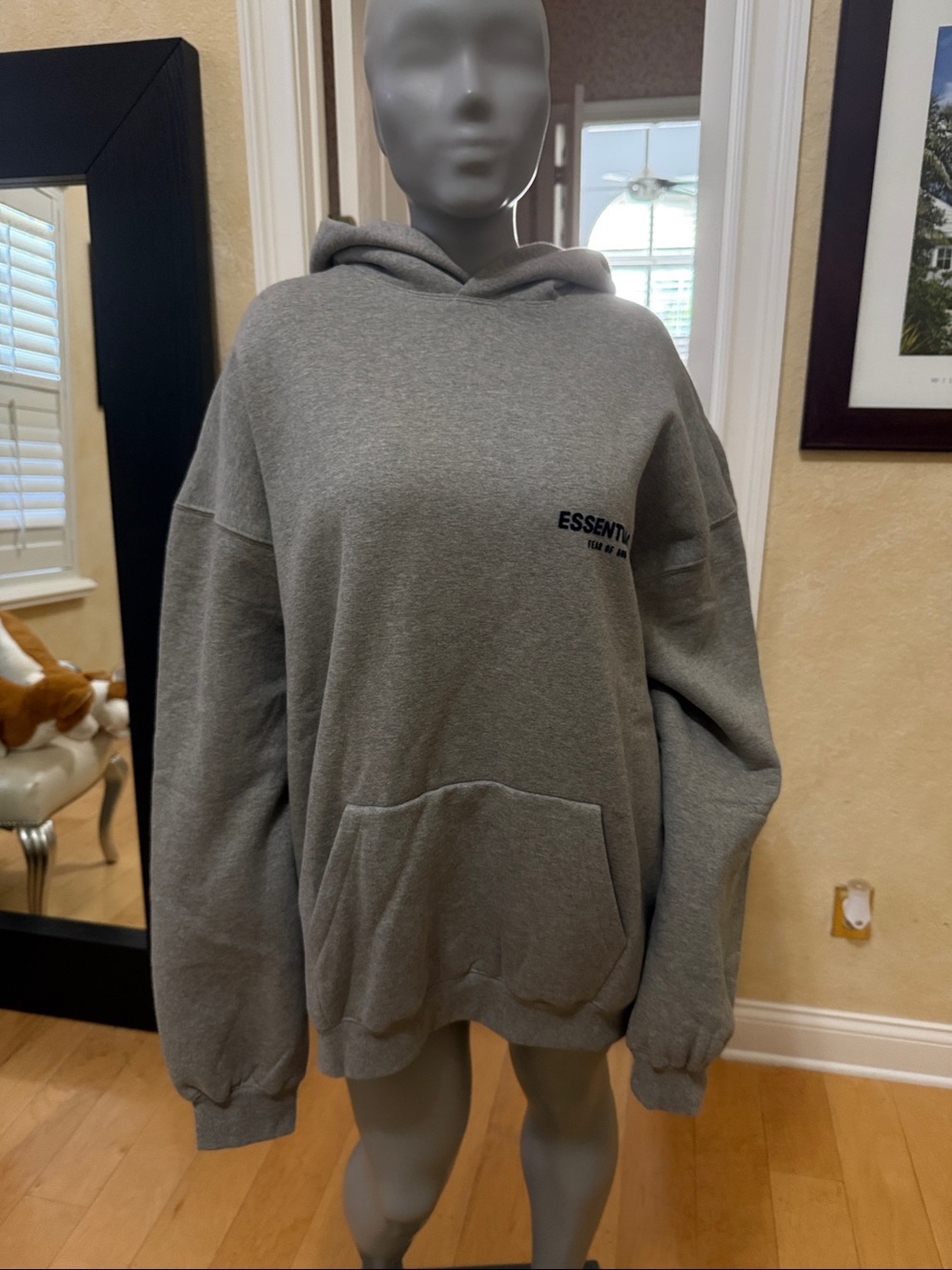 Essentials fear of God hoodie new tags 2XL